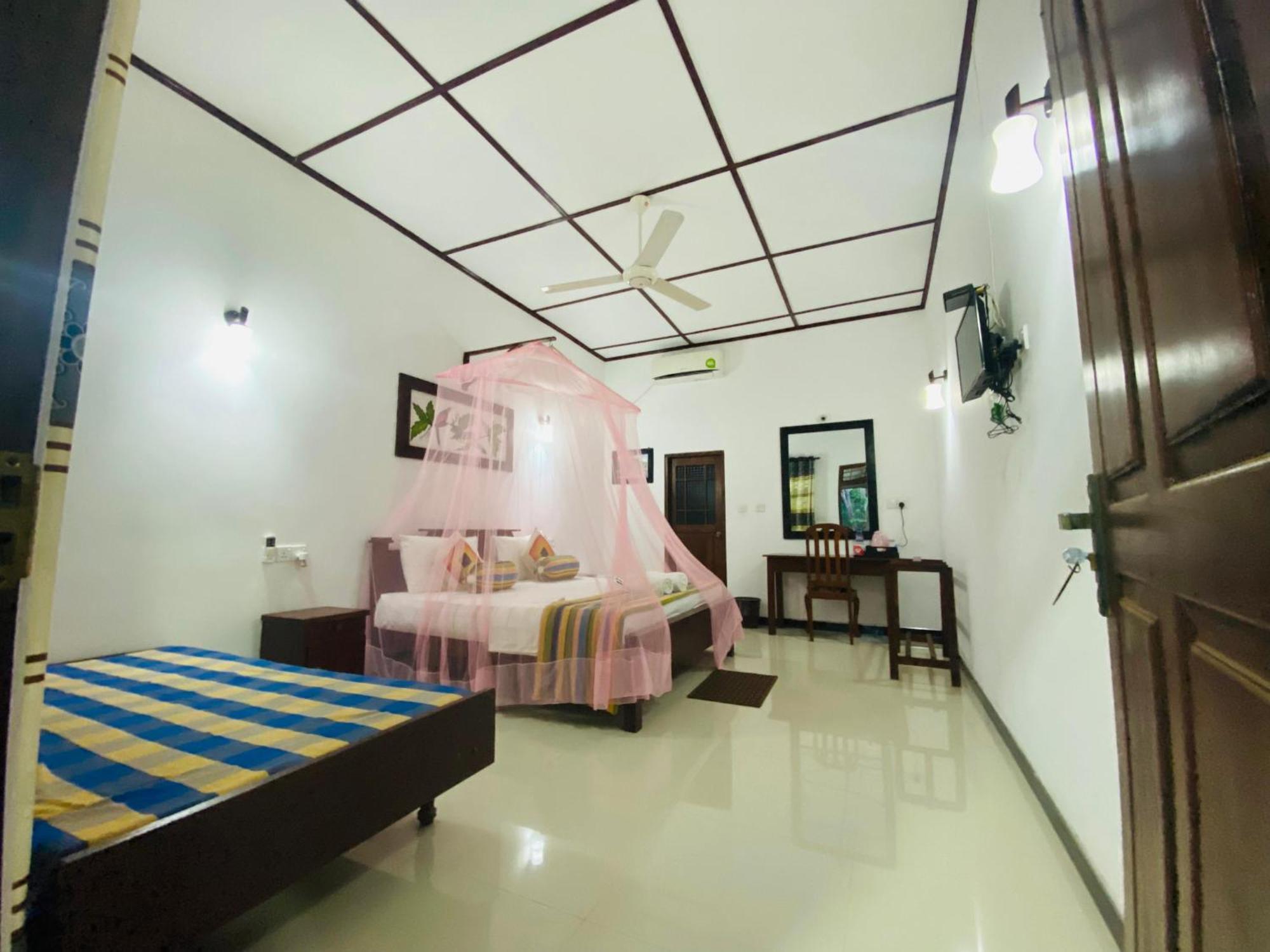 Winmi Resort Habarana Bilik gambar